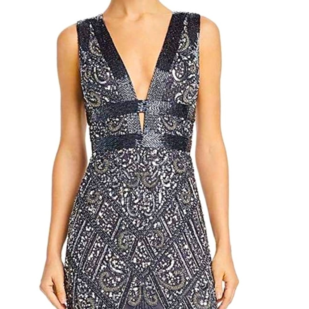 Women’s Formal Dress Sz 10 Silver Gray AIDAN BY AIDAN MATTOX Heavily Beaded Gown - Picture 4 of 14